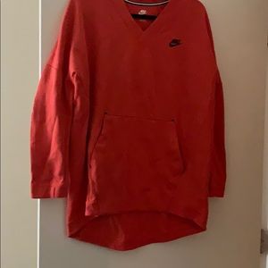 Nike pullover with a kangaroo pouch